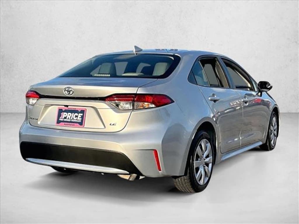 Used 2020 Toyota Corolla LE Sedan