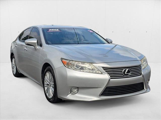 2015 Lexus ES 350 photo 3