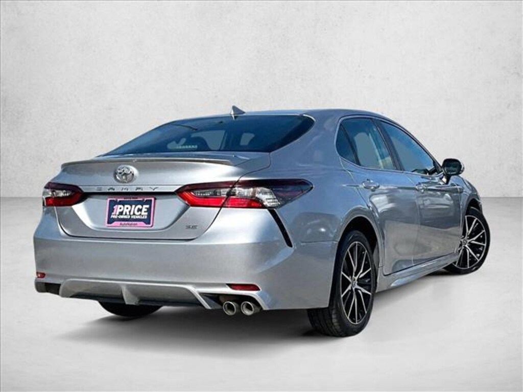 Used 2023 Toyota Camry SE Sedan