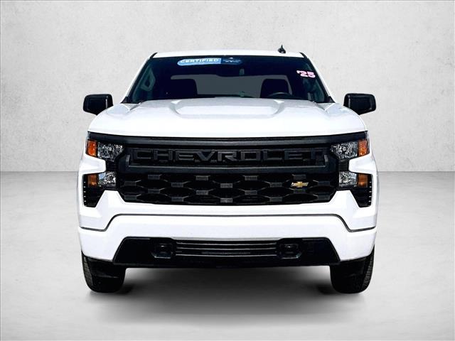 2025 Chevrolet Silverado 1500 Custom photo 3