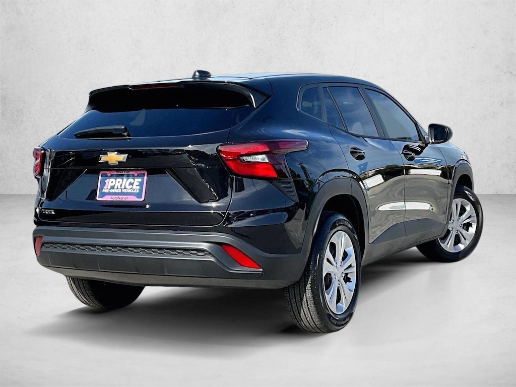 Used 2026 Chevrolet Trax LS SUV