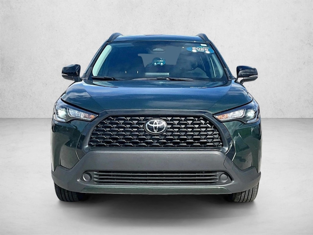 Used 2025 Toyota Corolla Cross LE SUV