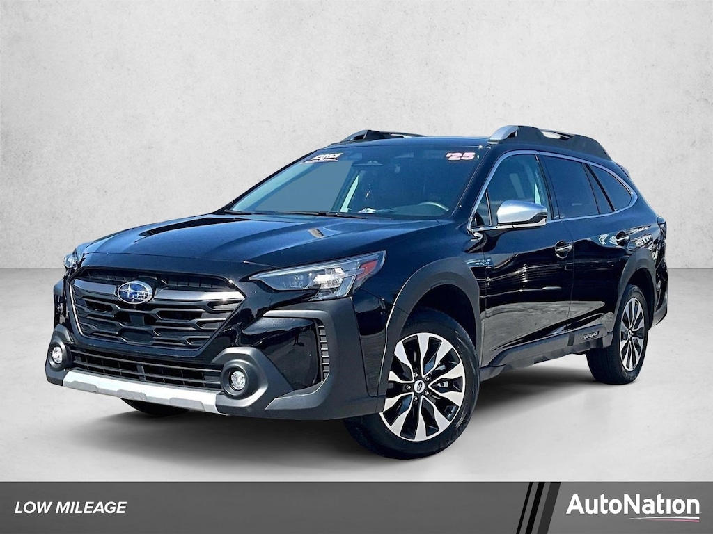 Used 2025 Subaru Outback Touring SUV