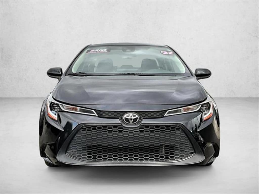 Used 2022 Toyota Corolla LE Sedan