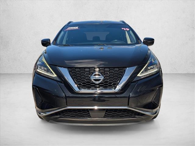 2019 Nissan Murano SV photo 2