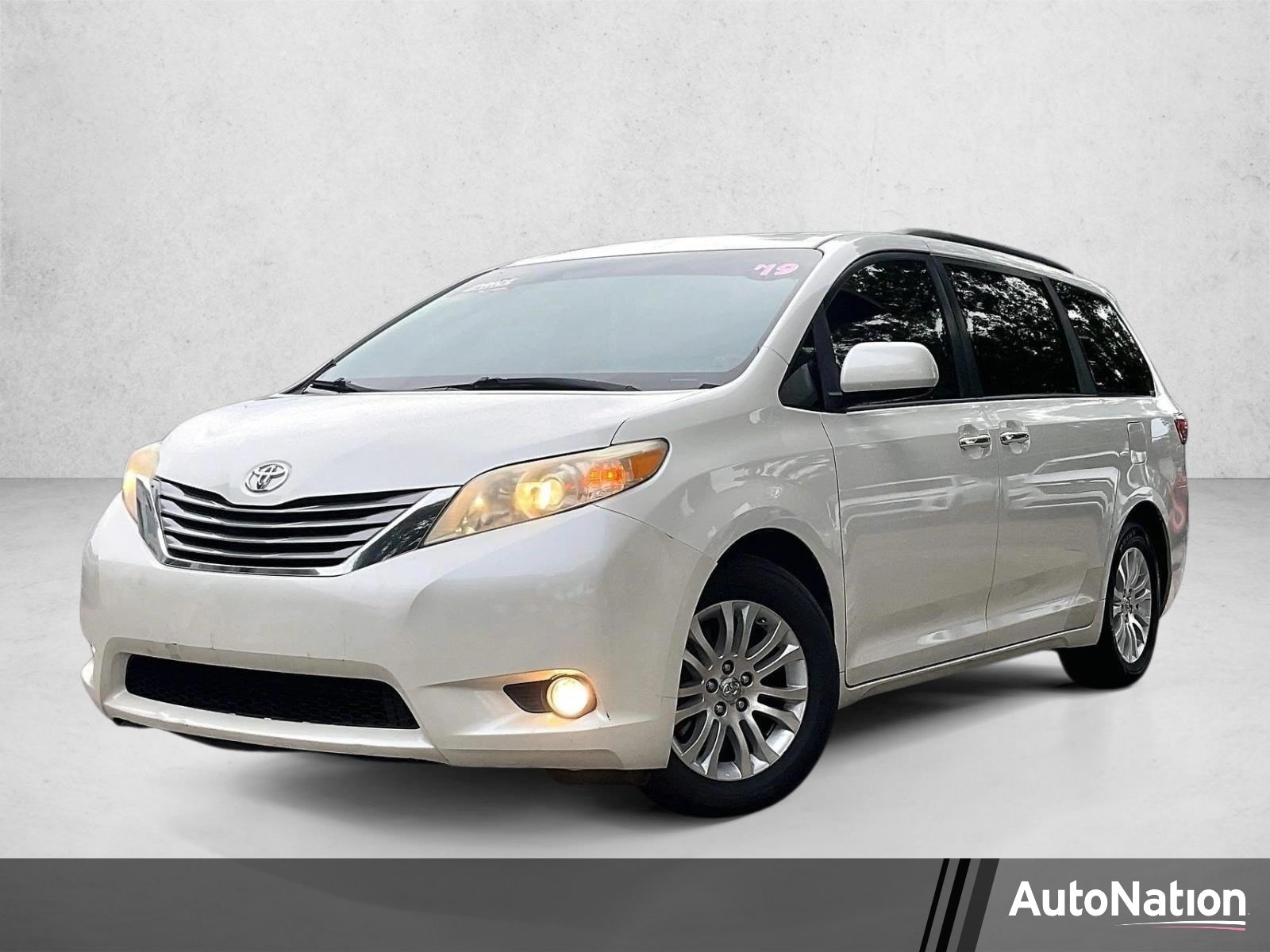 2017 Toyota Sienna XLE Premium