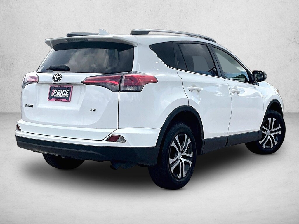 Used 2018 Toyota RAV4 LE SUV