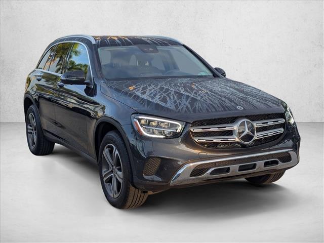 2022 Mercedes Benz GLC 300 photo 3