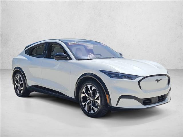 2021 Ford Mustang Mach-E Premium photo 3