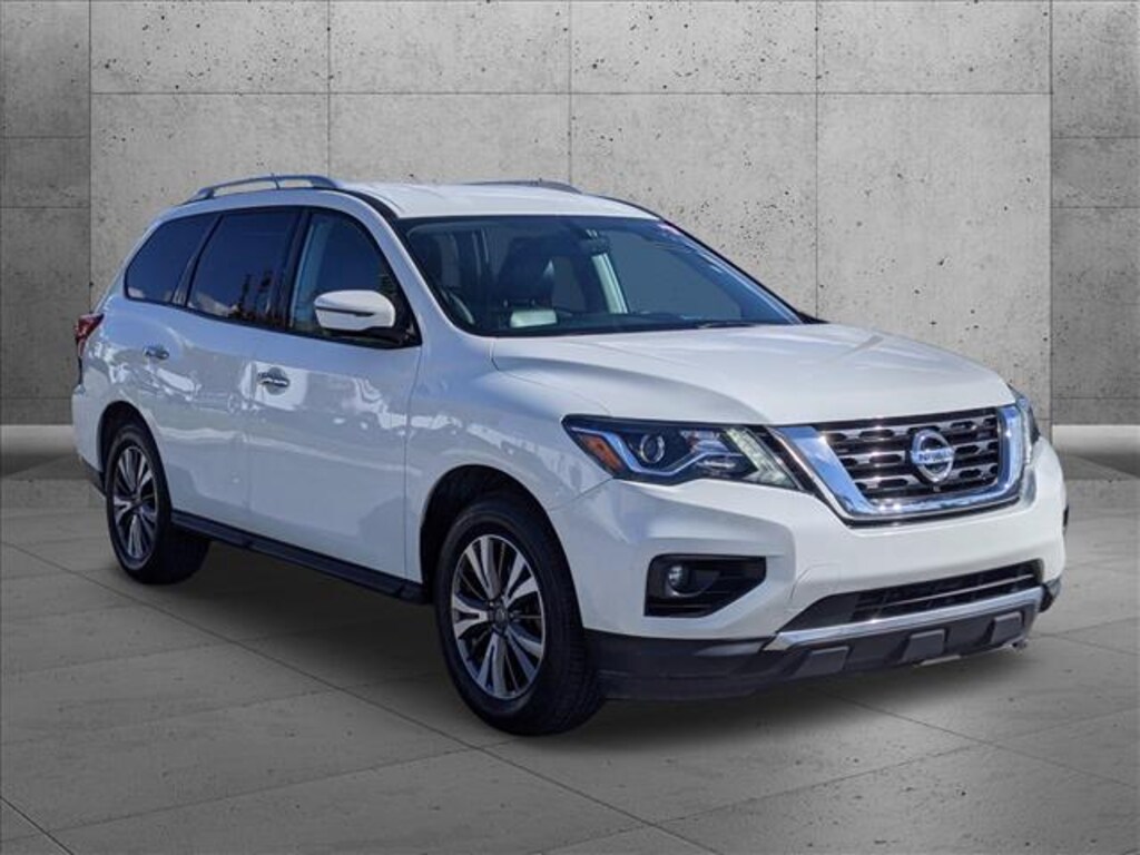 Used 2017 Nissan Pathfinder SL SUV