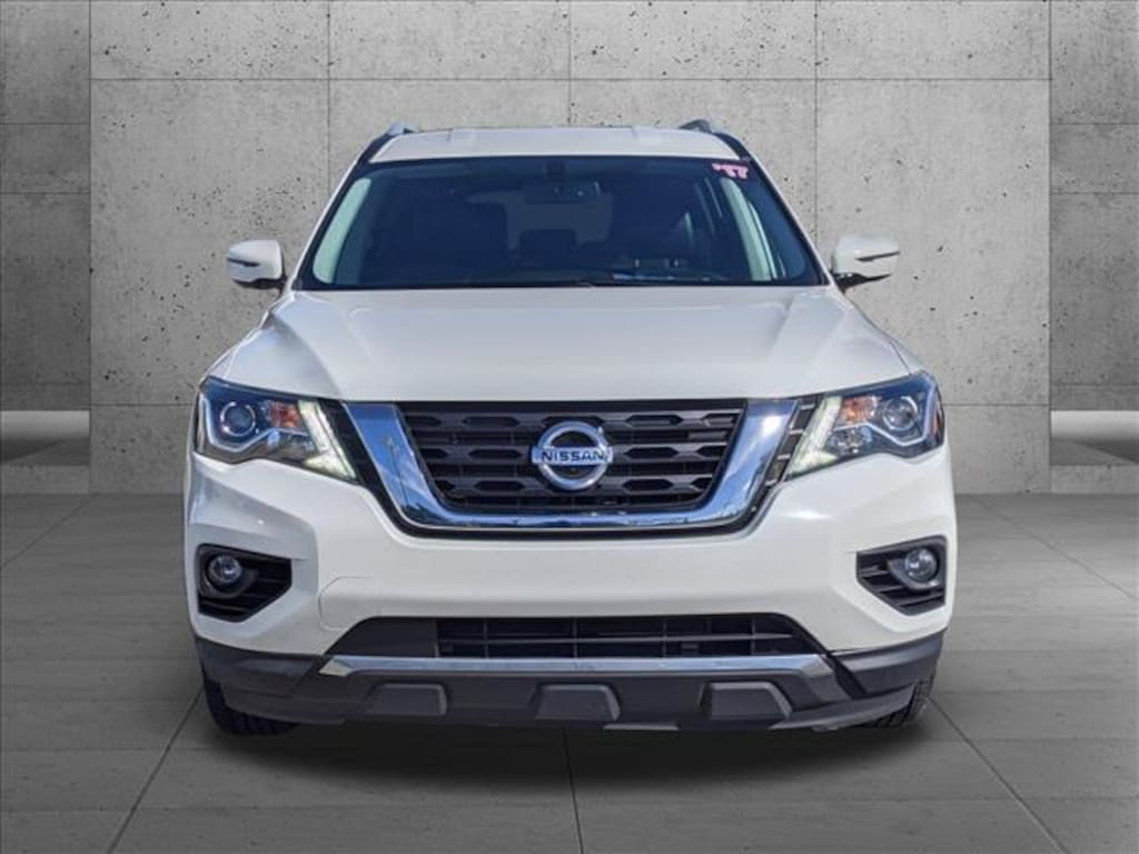 Used 2017 Nissan Pathfinder SL SUV