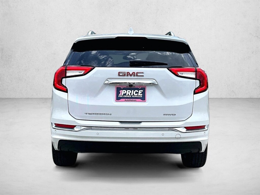 Used 2024 GMC Terrain Denali SUV
