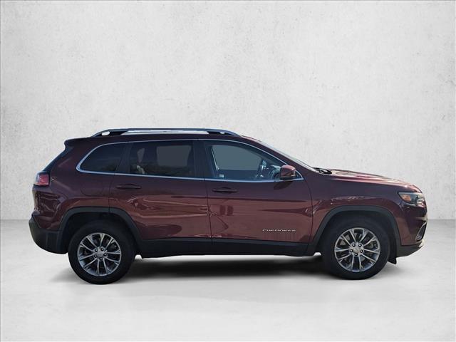 2021 Jeep Cherokee Latitude Lux photo 2