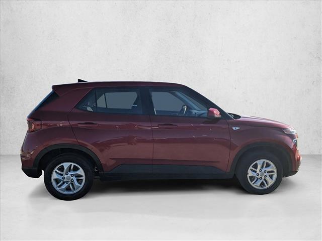 2022 Hyundai Venue SE photo 4