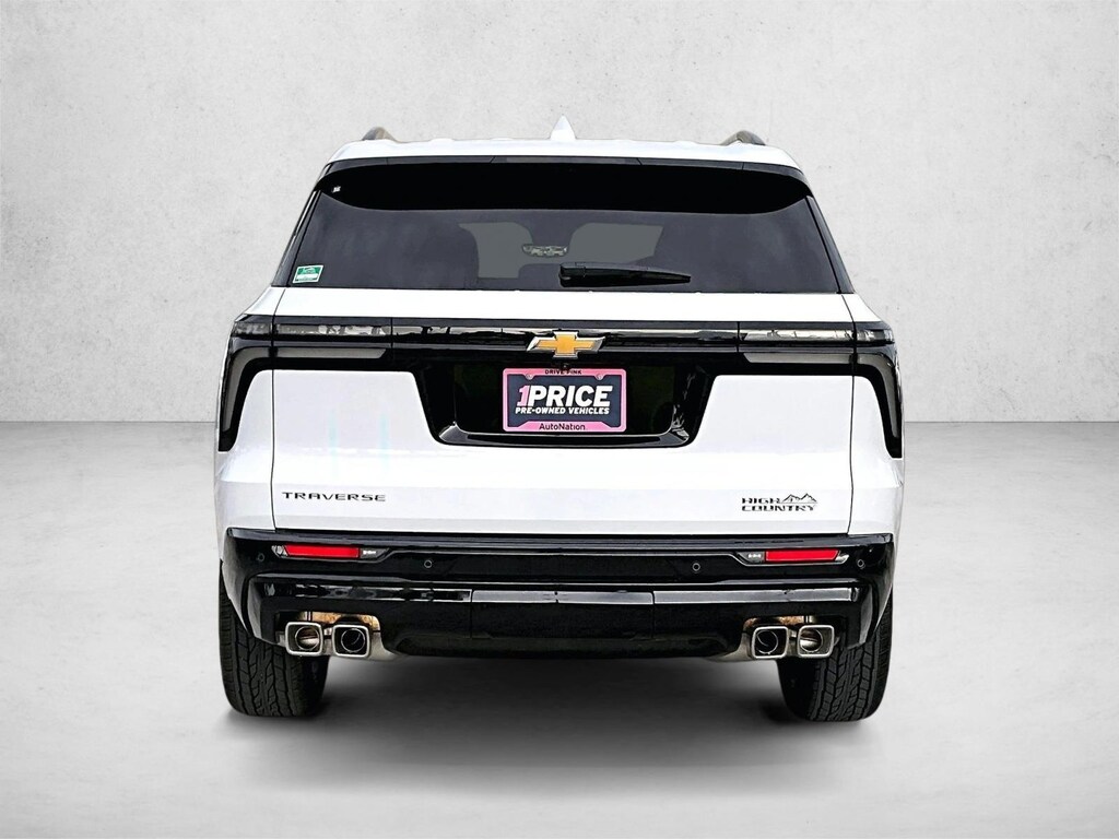 Used 2026 Chevrolet Traverse FWD High Country SUV