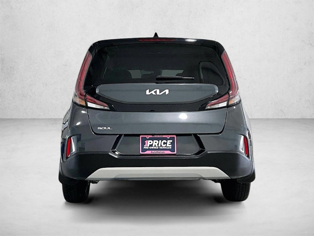 Used 2024 Kia Soul LX Hatchback