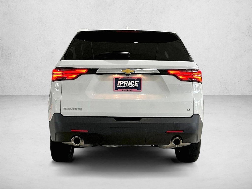 Used 2023 Chevrolet Traverse LT Cloth SUV