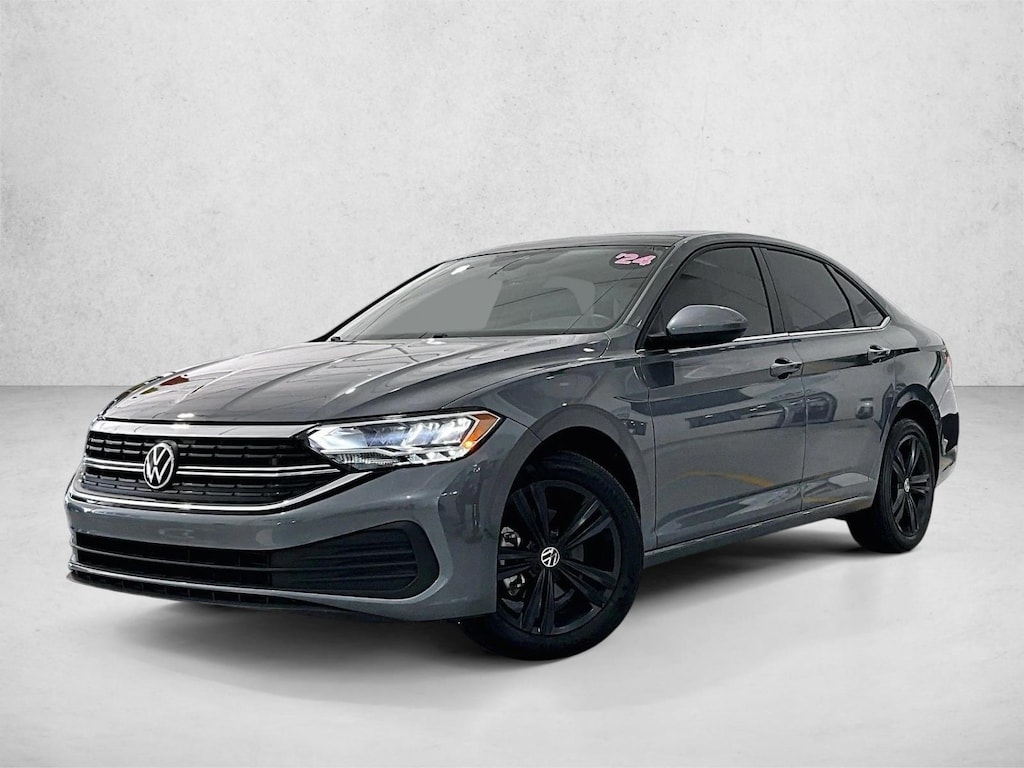Used 2024 Volkswagen Jetta SE Sedan