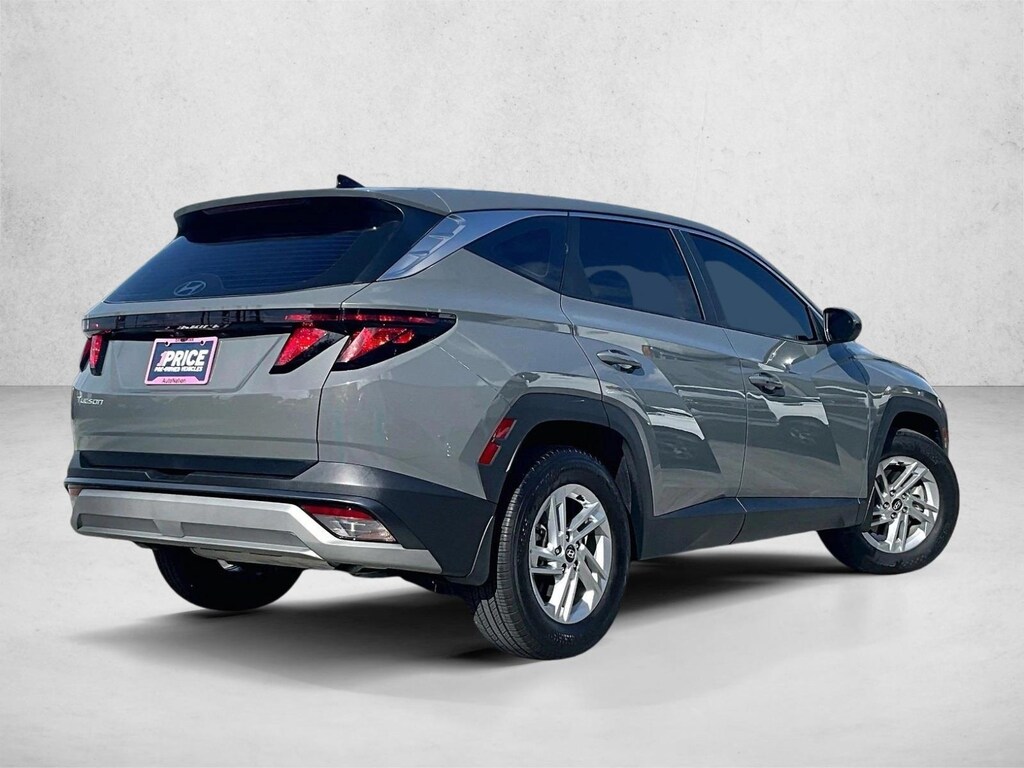 Used 2025 Hyundai Tucson SE SUV