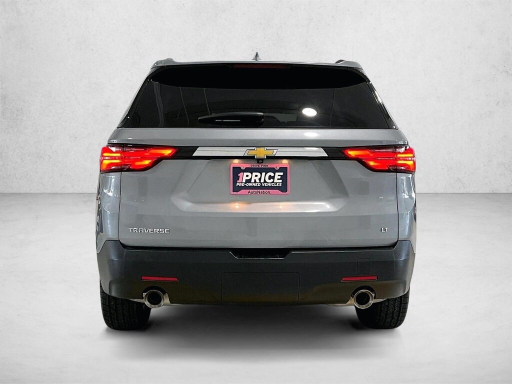 Used 2023 Chevrolet Traverse LT Cloth SUV