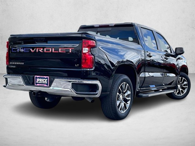 2024 Chevrolet Silverado 1500 LT photo 2