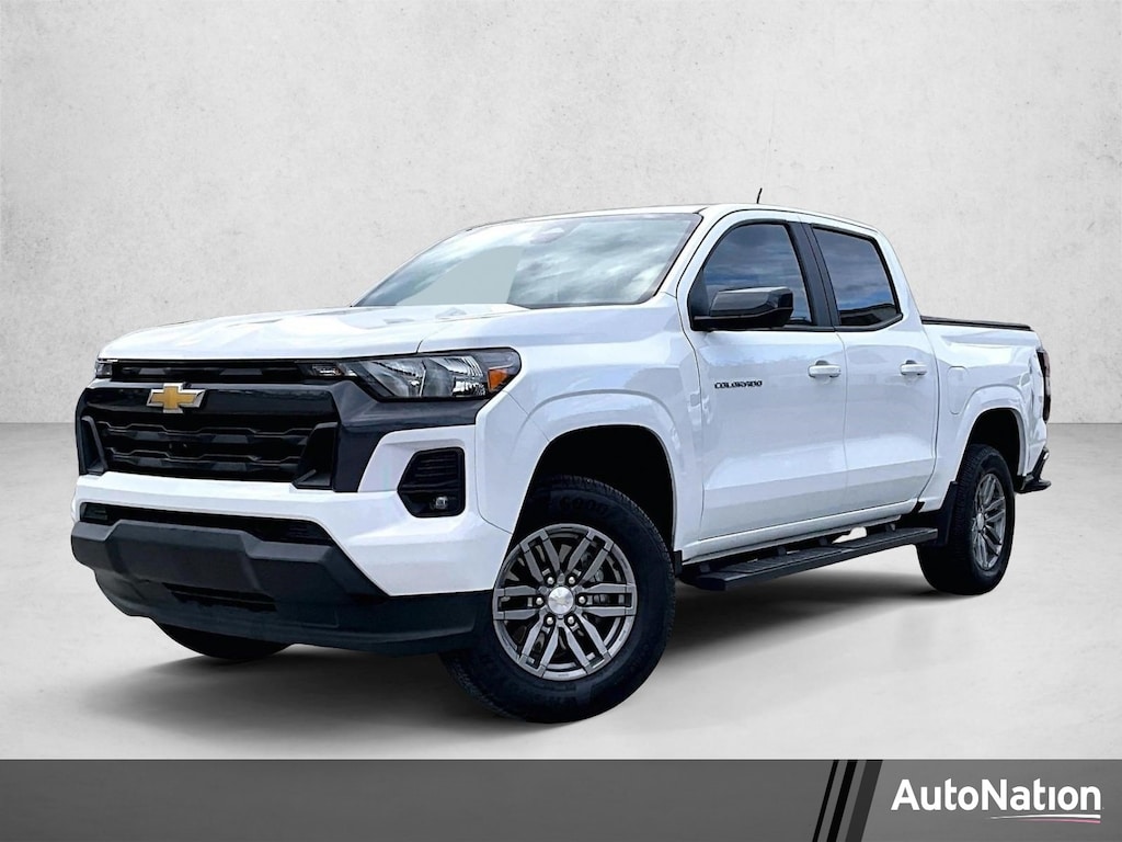 Used 2024 Chevrolet Colorado 2WD LT Truck Crew Cab
