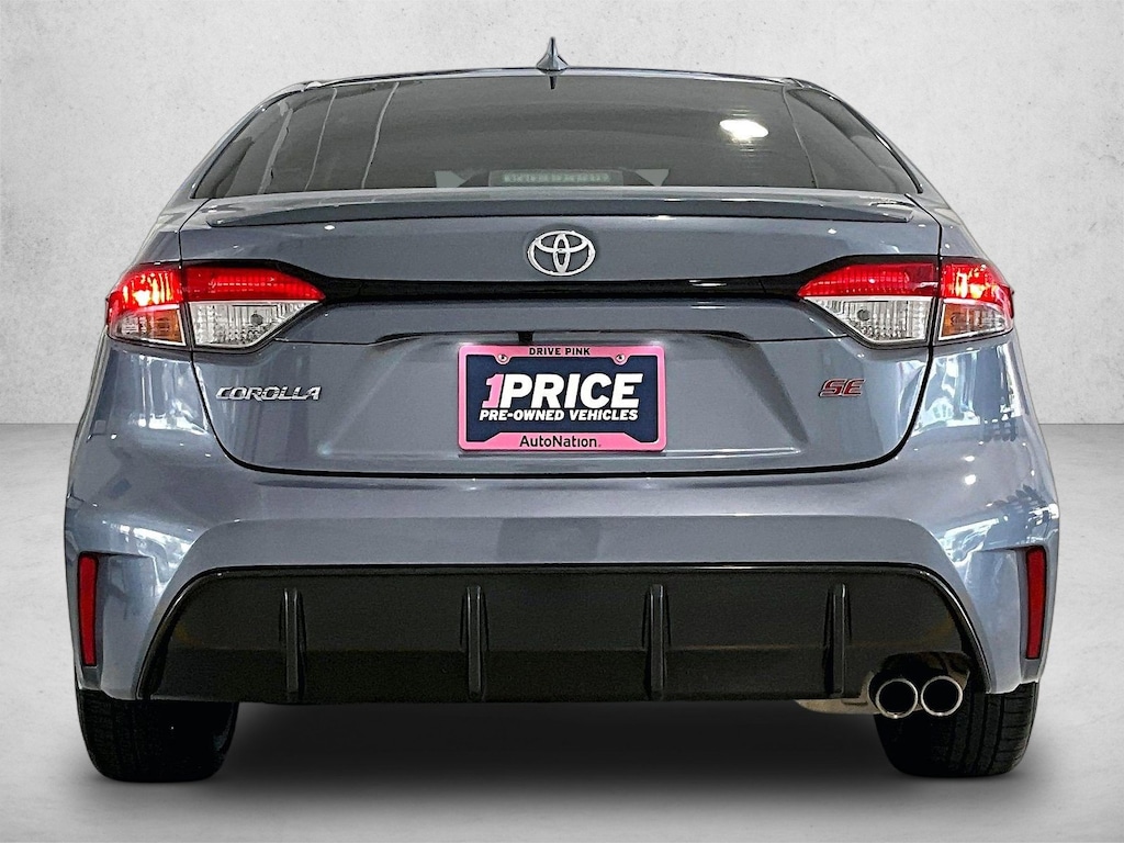 Used 2024 Toyota Corolla SE Sedan