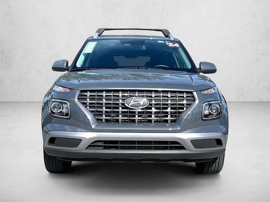 Used 2024 Hyundai Venue SEL SUV
