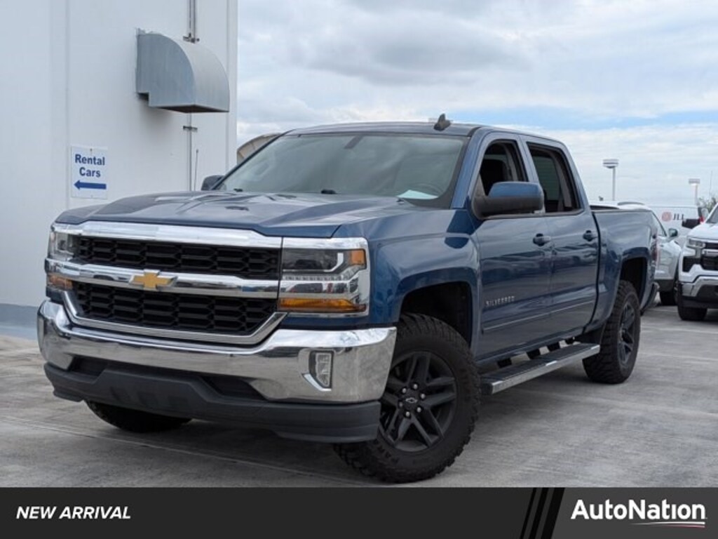 Used 2018 Chevrolet Silverado 1500 LT Truck Crew Cab
