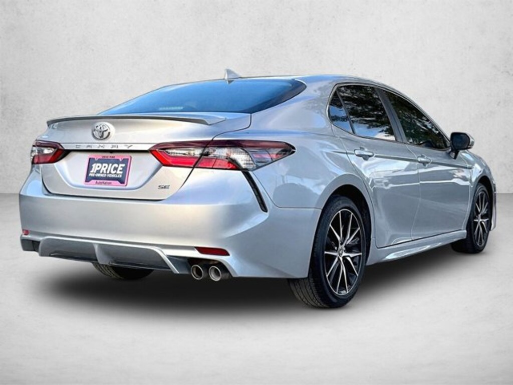 Used 2024 Toyota Camry SE Sedan