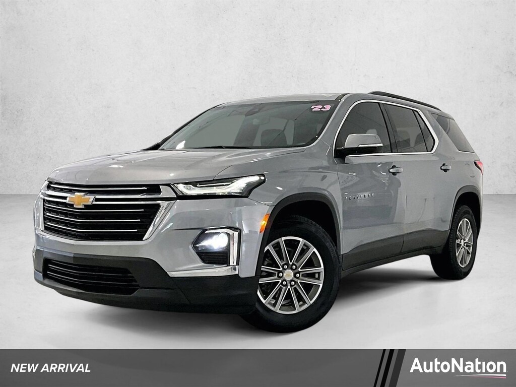 Used 2023 Chevrolet Traverse LT Cloth SUV