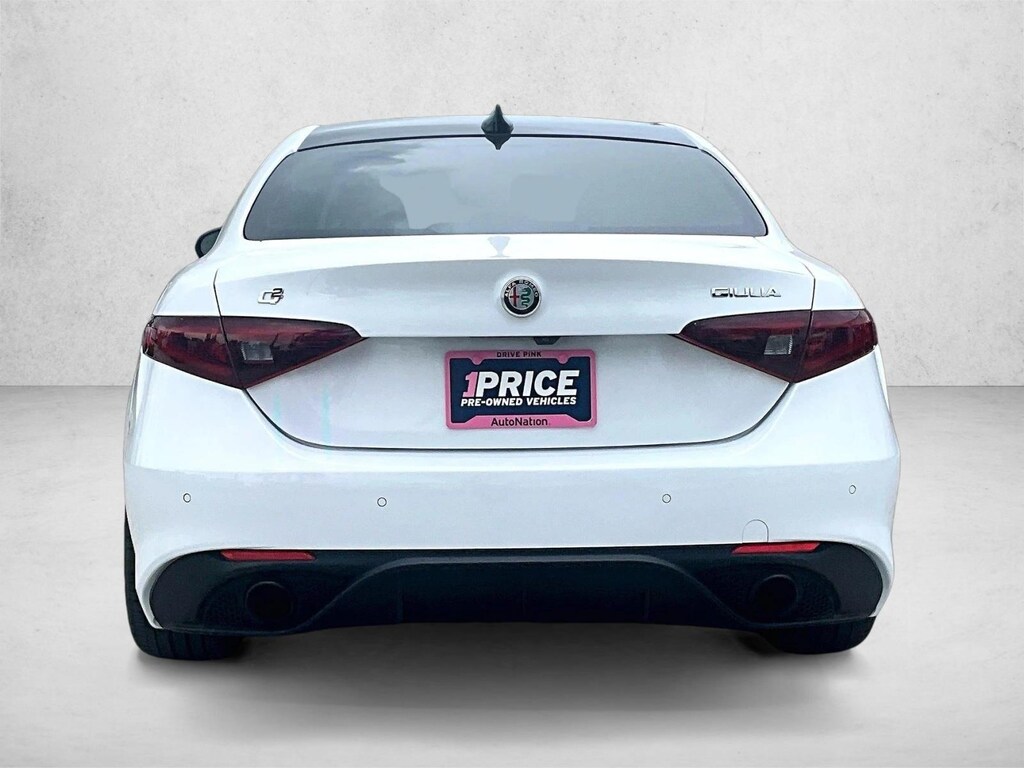 Used 2023 Alfa Romeo Giulia Veloce Sedan