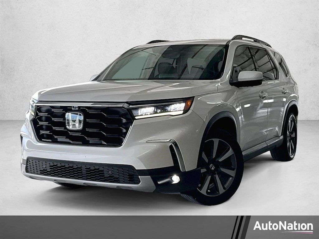 Used 2023 Honda Pilot Elite SUV
