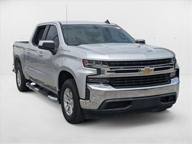 2020 Chevrolet Silverado 1500 LT photo 3