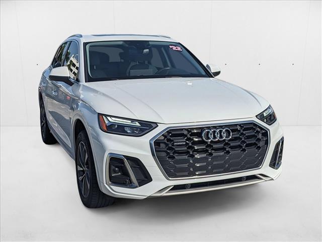 2022 Audi Q5 S line Premium photo 3