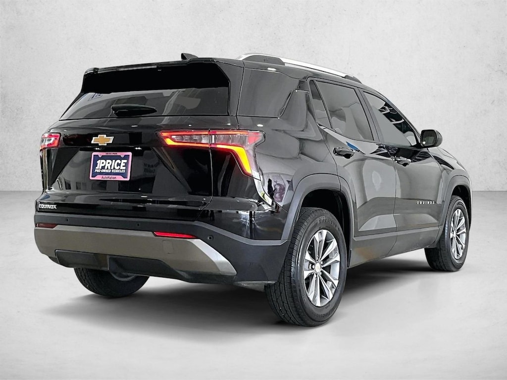 Used 2025 Chevrolet Equinox FWD LT SUV