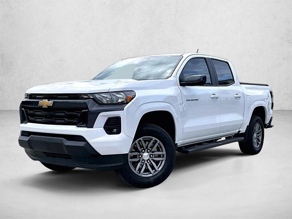 Used 2024 Chevrolet Colorado 2WD LT Truck Crew Cab