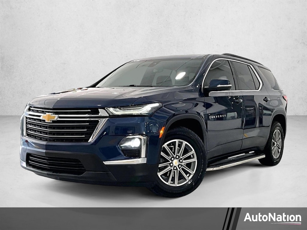 Used 2023 Chevrolet Traverse LT Cloth SUV
