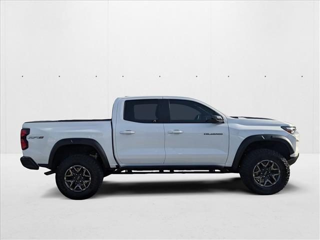 2024 Chevrolet Colorado ZR2 photo 4