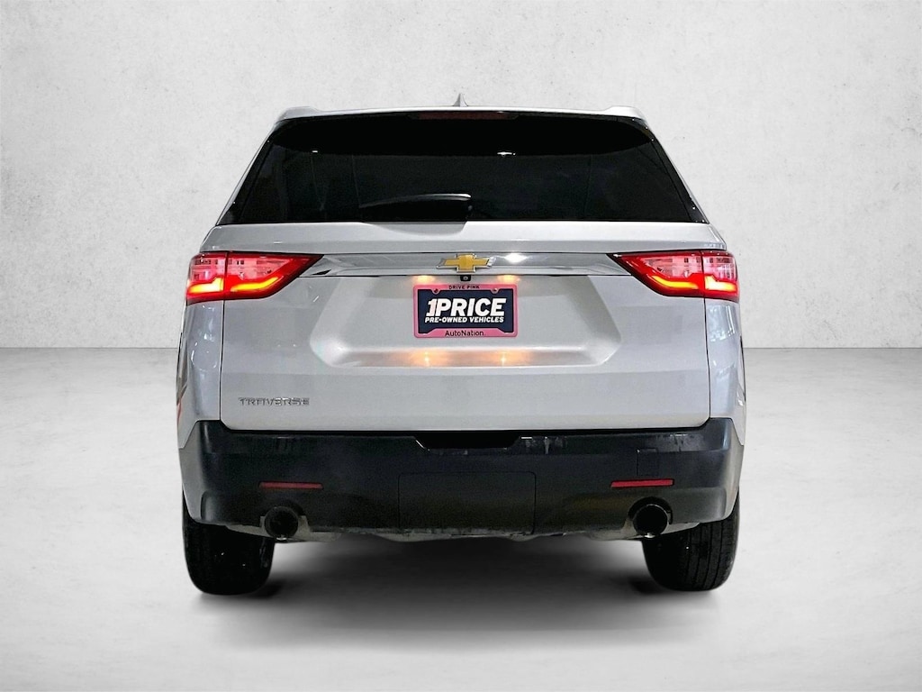 Used 2021 Chevrolet Traverse LS SUV