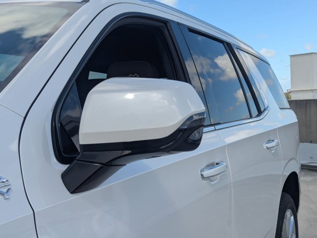 2021 Chevrolet Tahoe High Country photo 2