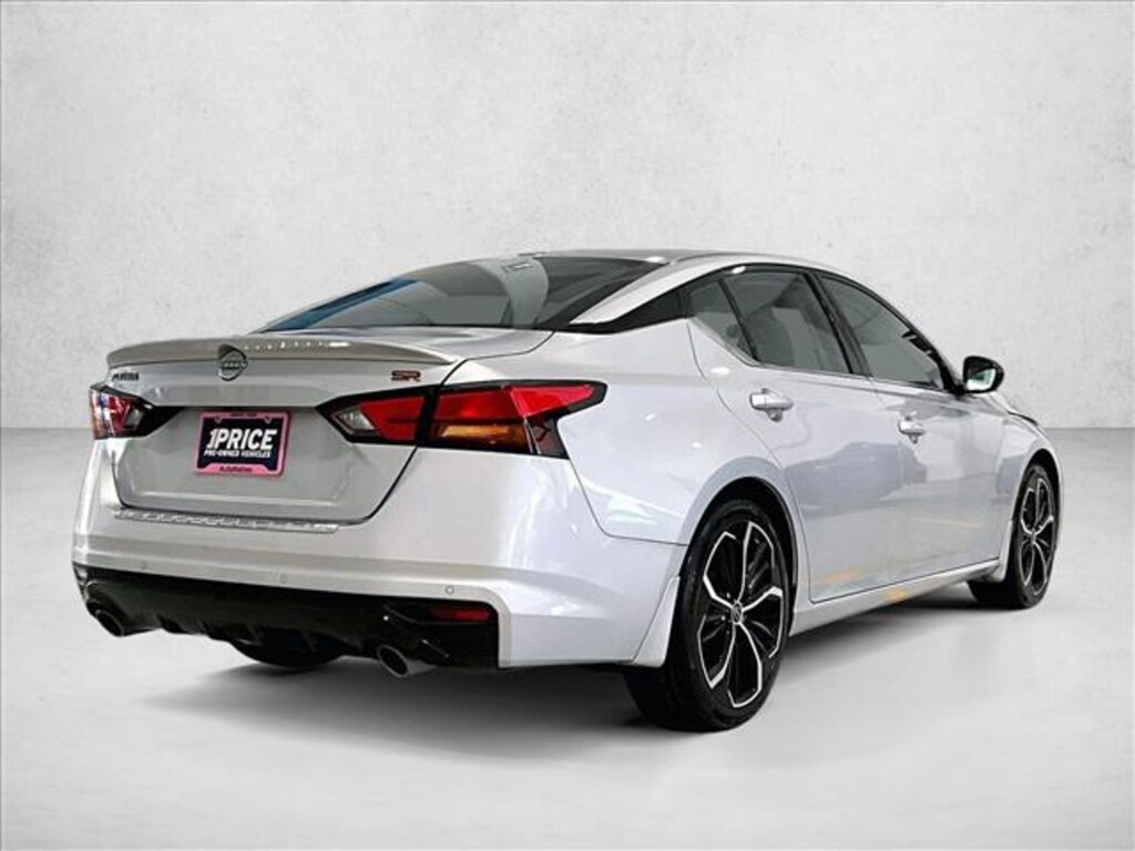 Used 2023 Nissan Altima 2.5 SR Sedan