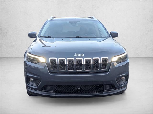 2021 Jeep Cherokee Latitude Lux photo 2