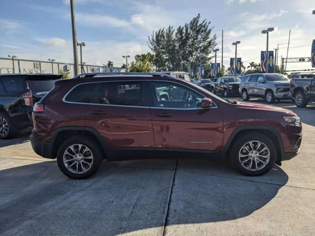 Used 2021 Jeep Cherokee Latitude Lux SUV