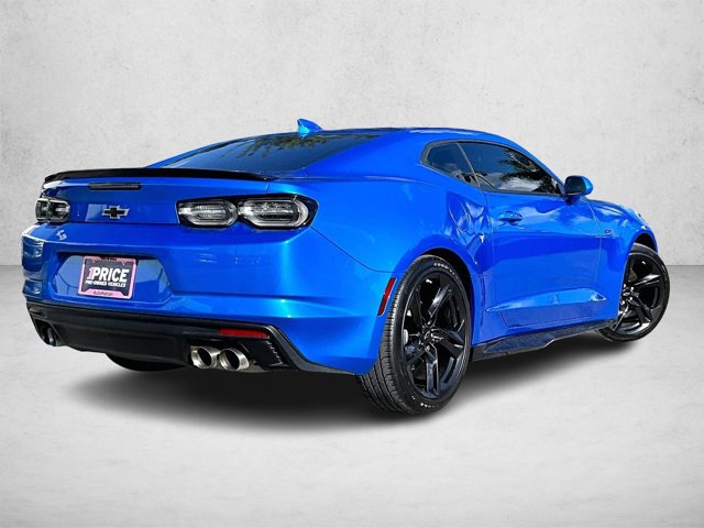 2024 Chevrolet Camaro LT1 photo 2