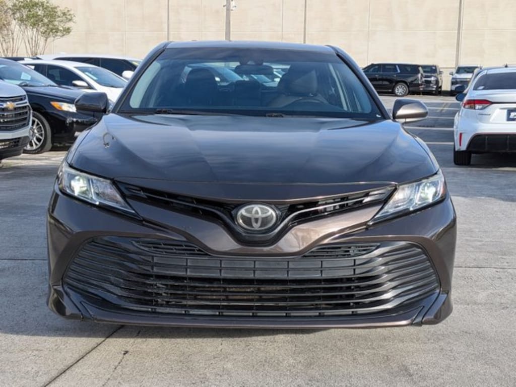 Used 2018 Toyota Camry LE Sedan