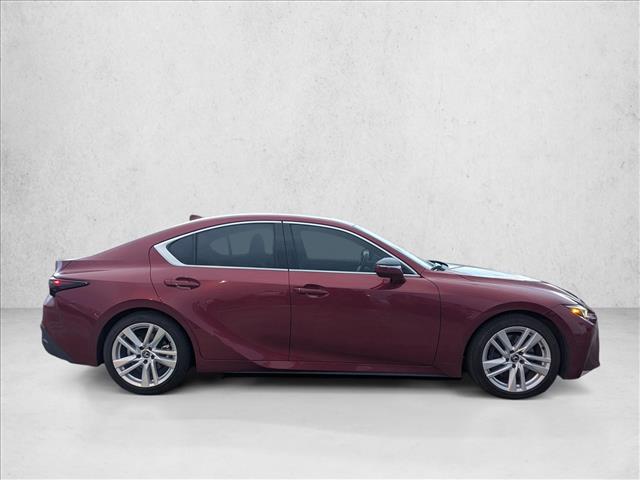 2023 Lexus IS 300 photo 4