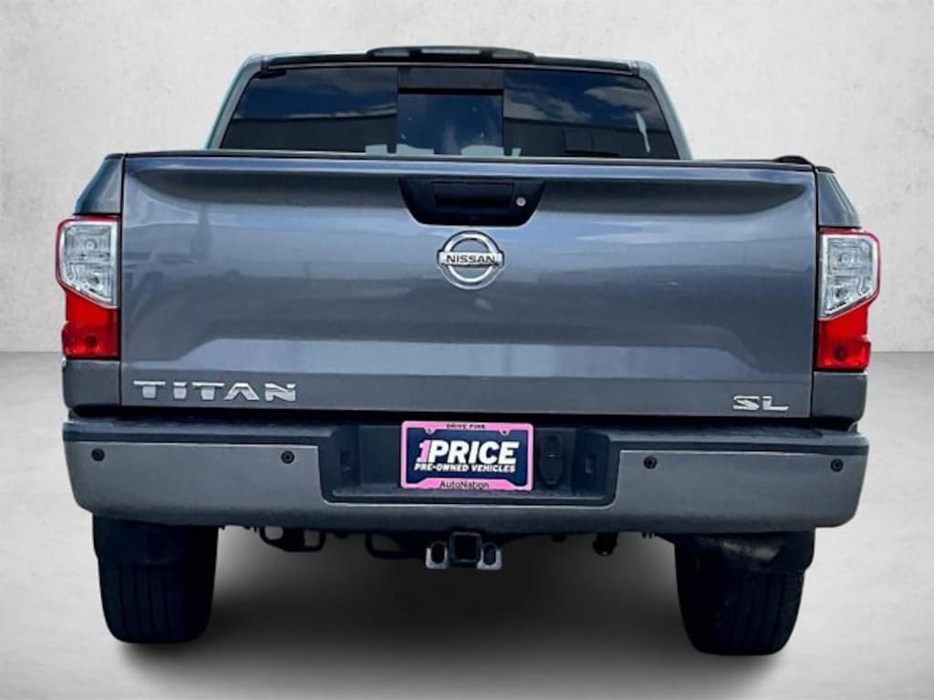 Used 2018 Nissan Titan SL Truck Crew Cab