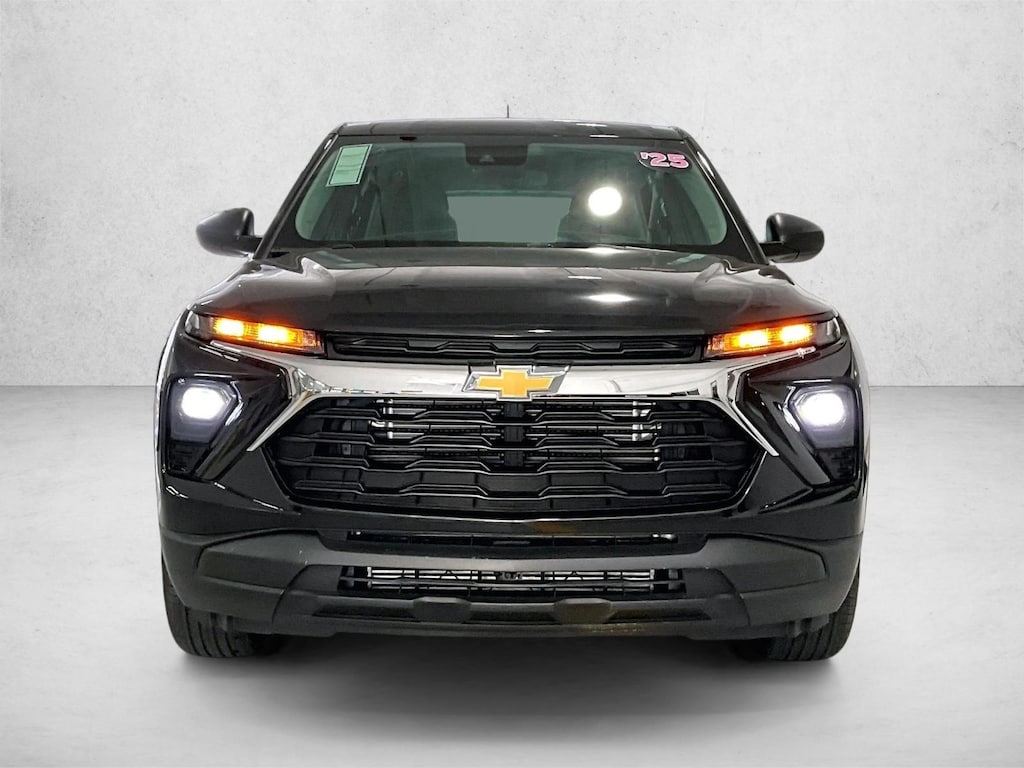 Used 2025 Chevrolet Trailblazer LS SUV