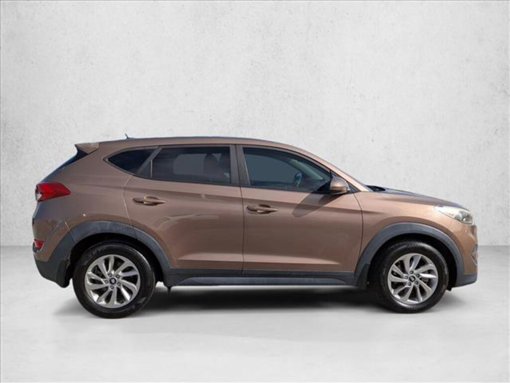 Used 2017 Hyundai Tucson SE SUV